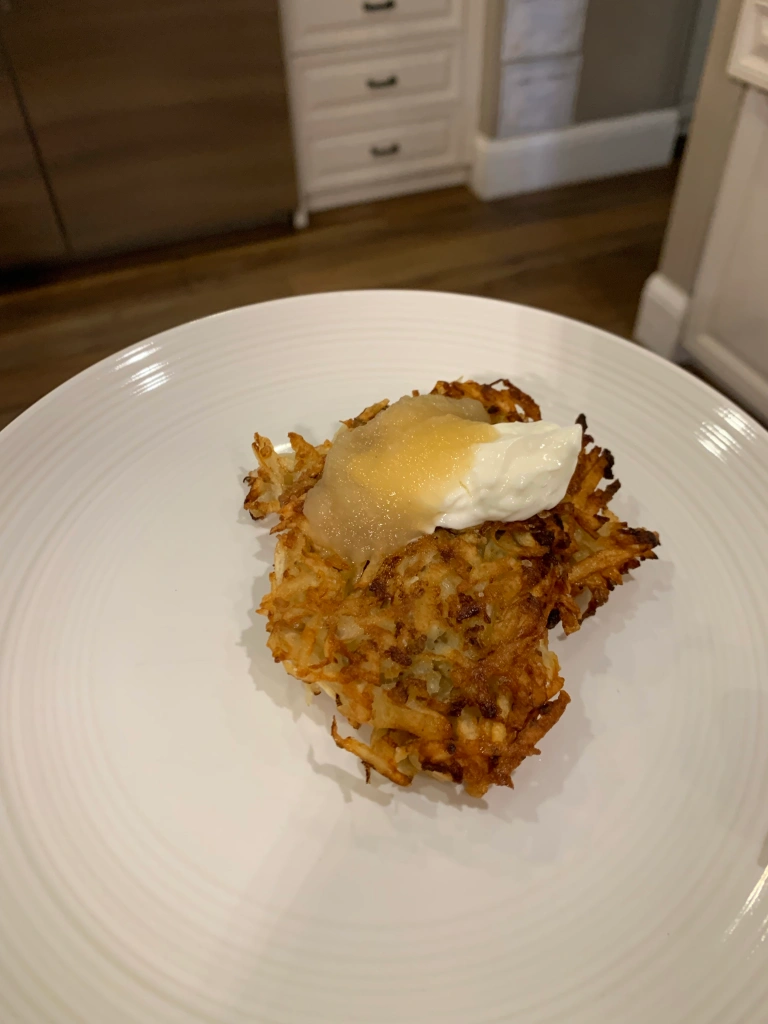  Latkes served with sour cream and applesauce